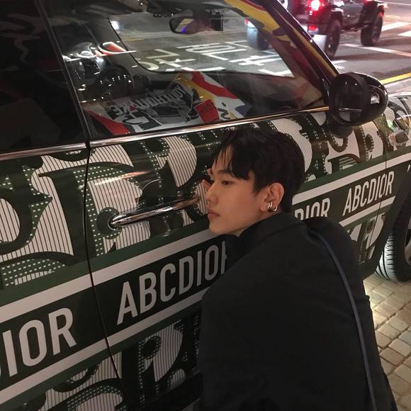 Meet your Posher, Samuel - Picture 1 of 1